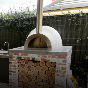 courtyard wood fired pizza ovens